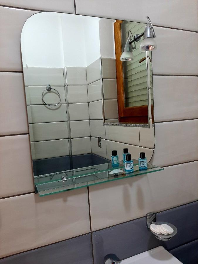 Hotel Vila Giorgio Shkodër Екстериор снимка