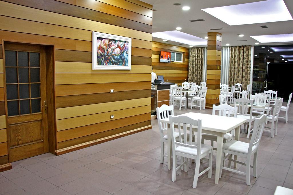 Hotel Vila Giorgio Shkodër Екстериор снимка